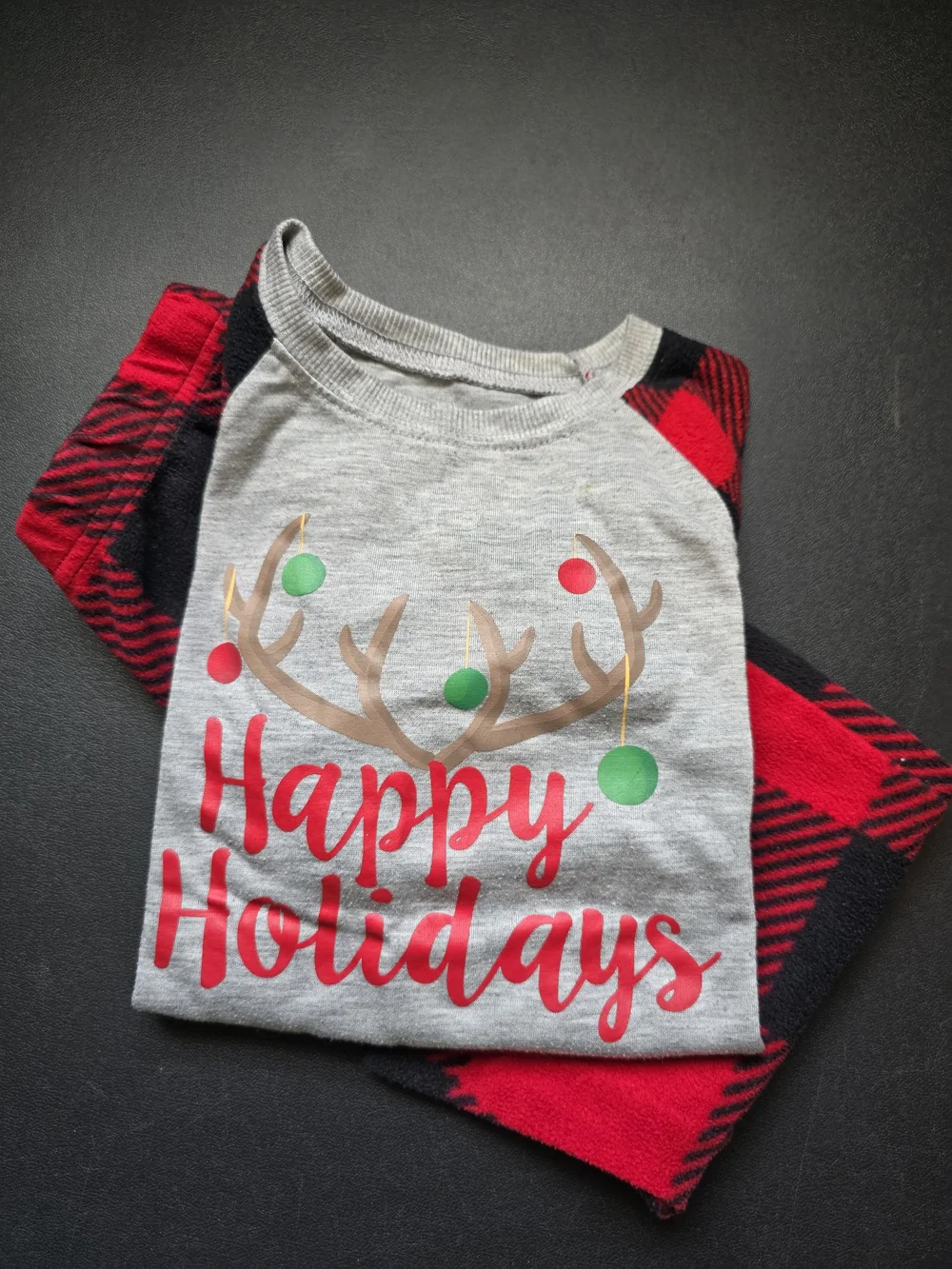 Happy Holidays Kids Graphic Long-Sleeve Top - Grey & Red